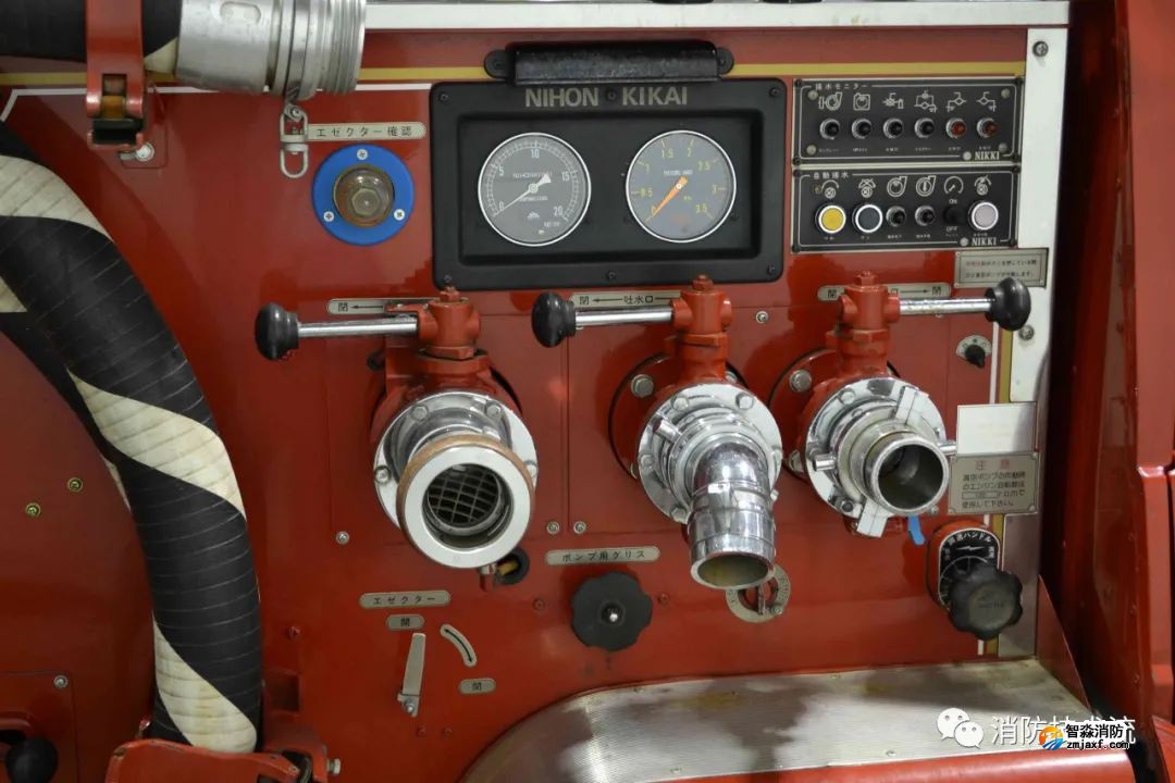 消防車的滅火操作系統(tǒng) 消防車的滅火操作系統(tǒng)